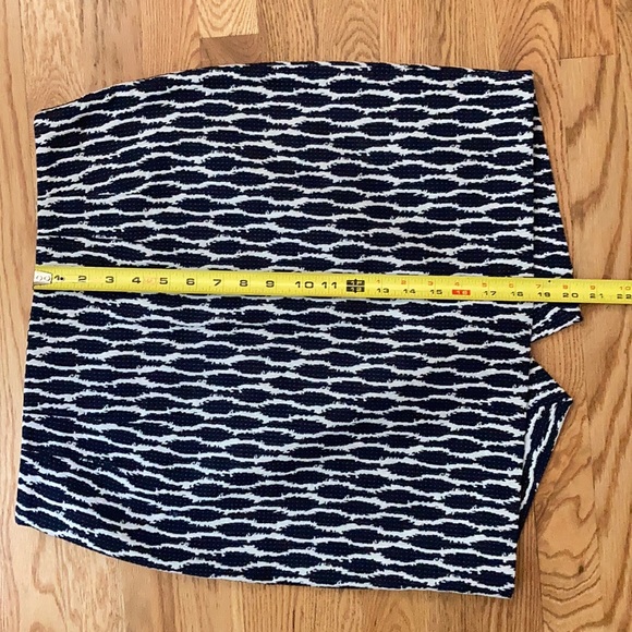 Loft Skirt! - Picture 6 of 7